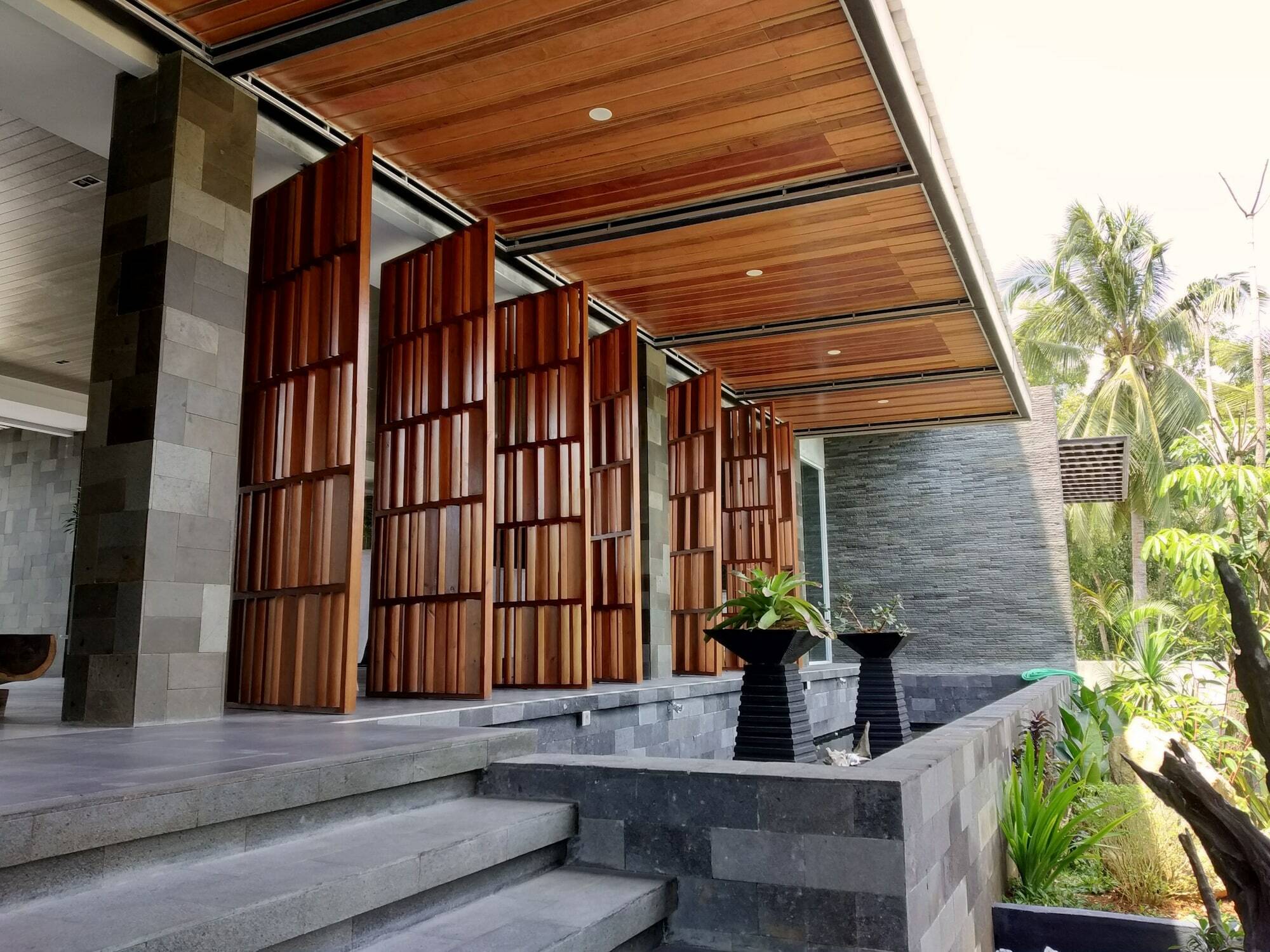 Quins Style Resort Belitung Tanjungbinga ภายนอก รูปภาพ
