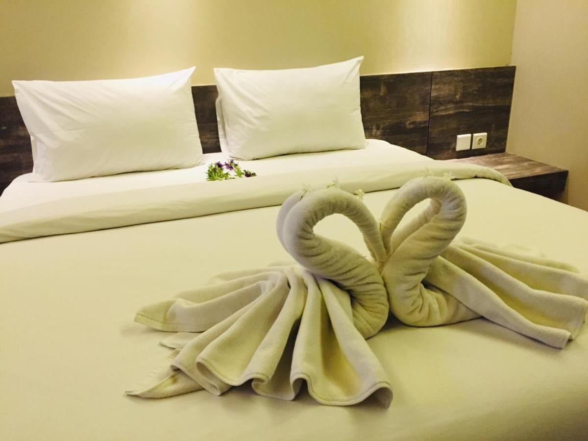 Quins Style Resort Belitung Tanjungbinga ภายนอก รูปภาพ